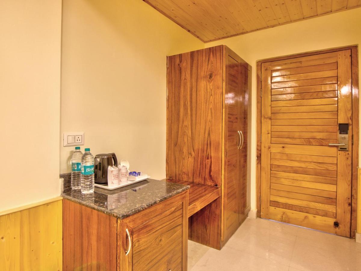 Swastik Grand Manali Hotell Exteriör bild