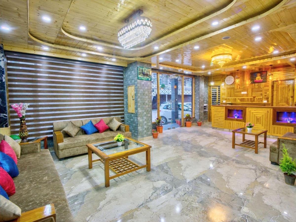 Swastik Grand Manali Hotell Exteriör bild