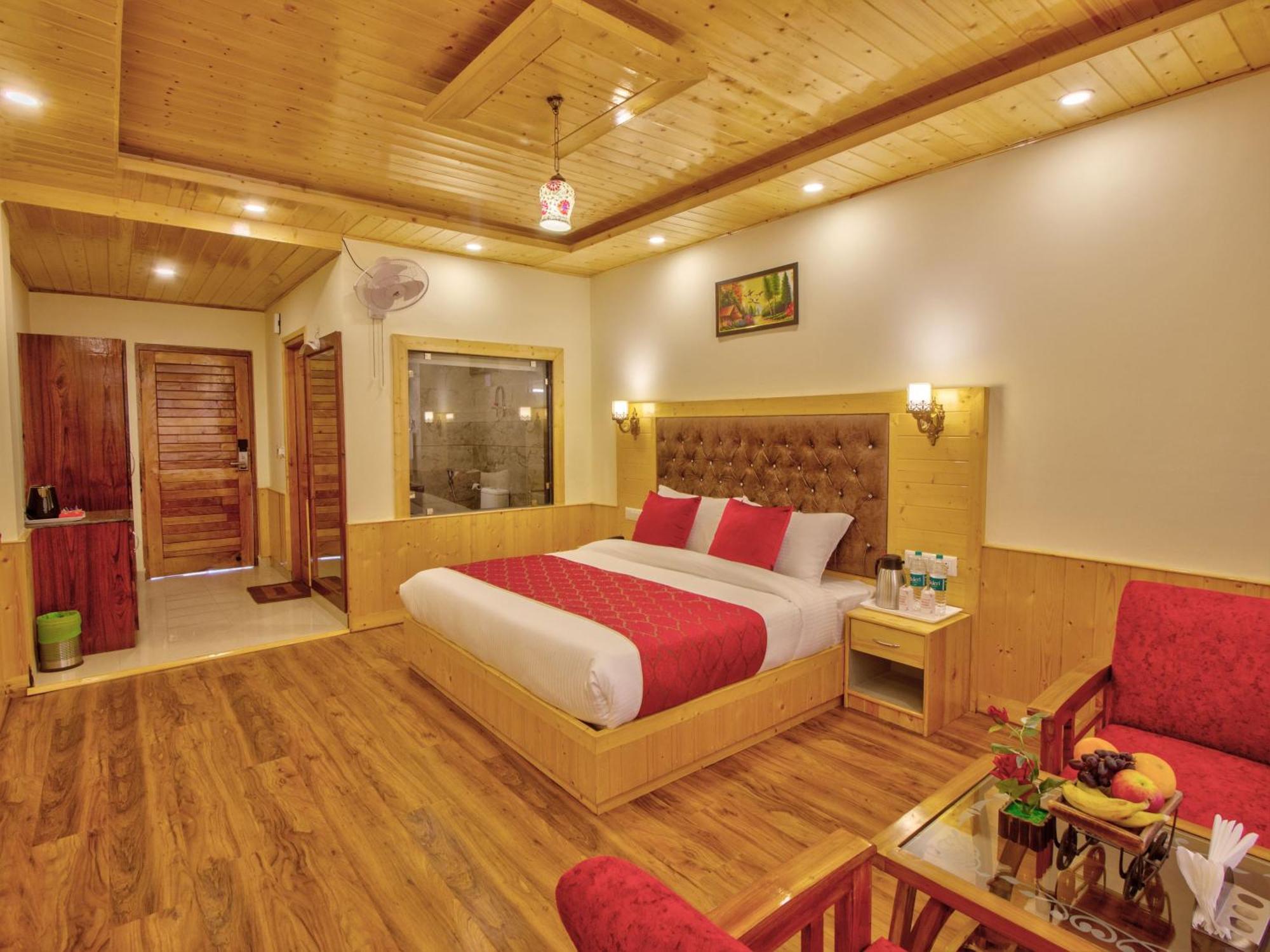 Swastik Grand Manali Hotell Exteriör bild